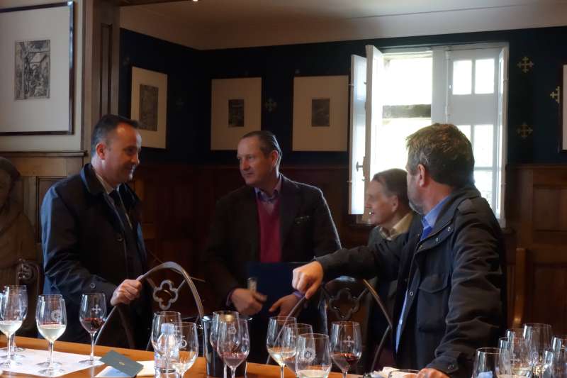 (l-r) Jean-Philippe Delmas, winemaker at Haut Brion & Mission Haut Brion, discusses the vintage with Tom Hudson, Derek Smedley & Stephen Browett