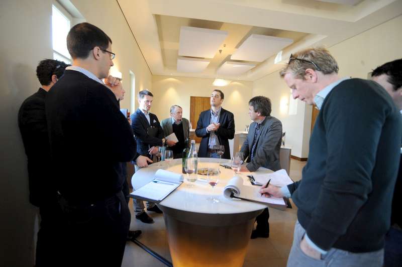 Olivier Berrouet talks the team through another impressive Petrus.