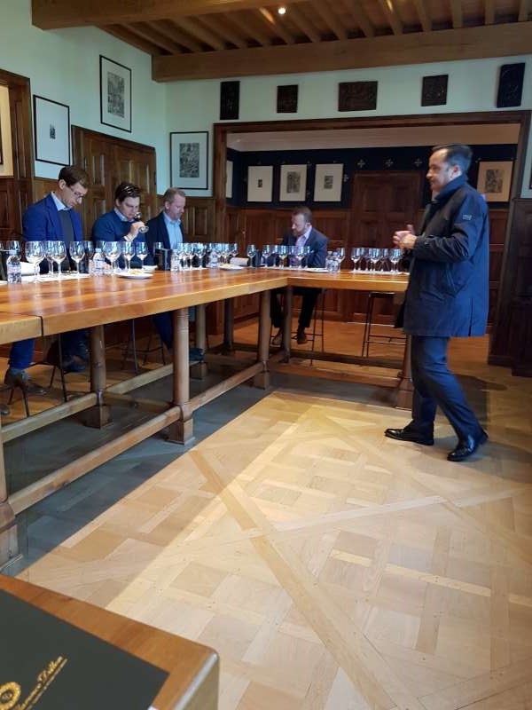 Jean-Philippe Delmas presenting his wines