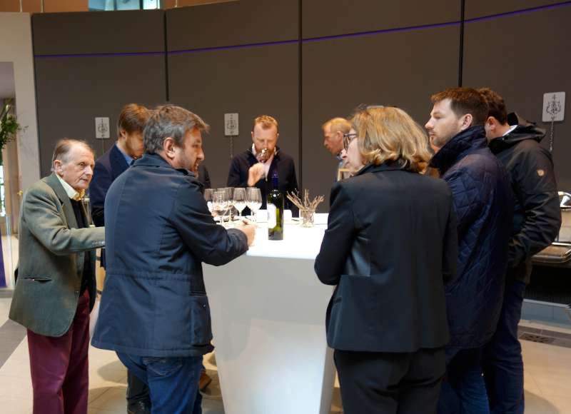 The team getting to grips with Conseillante 2017